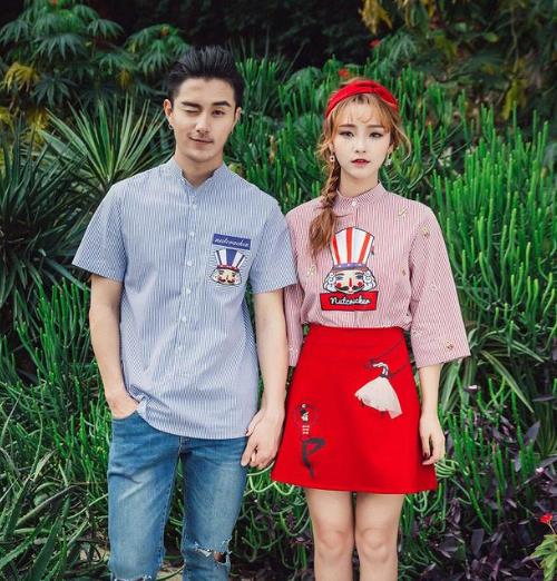 短袖t恤 连衣裙情侣装搭配:轻松勾勒完美曲线(图) 短袖t恤 连衣裙情侣装搭配:轻松勾勒完美曲线(图)