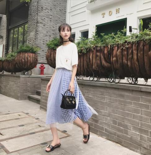 明星同款网纱裙半身裙怎么搭配：5款搭出甜美范儿