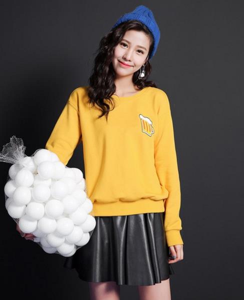 连帽宽松卫衣这样搭配显瘦:时尚显瘦卫衣分享(图) 连帽宽松卫衣这样搭配显瘦:时尚显瘦卫衣分享(图)