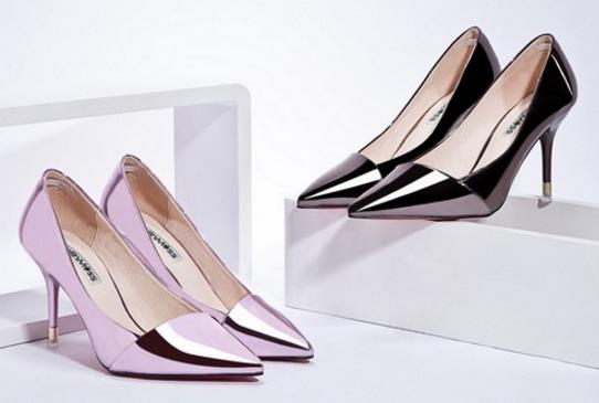 羊皮细高跟单鞋的多种搭配:5款单鞋彰显大长腿(图) 羊皮细高跟单鞋的多种搭配:5款单鞋彰显大长腿(图)