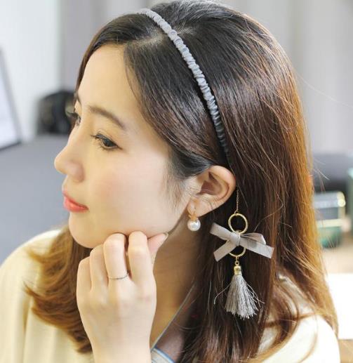 镶钻发箍这样搭配最好看：时尚独特发箍分享（图）