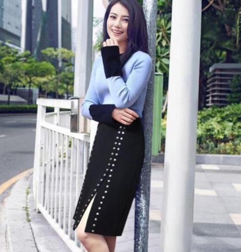 明星同款兔绒毛衣套装：引领早秋时尚新潮流（图）