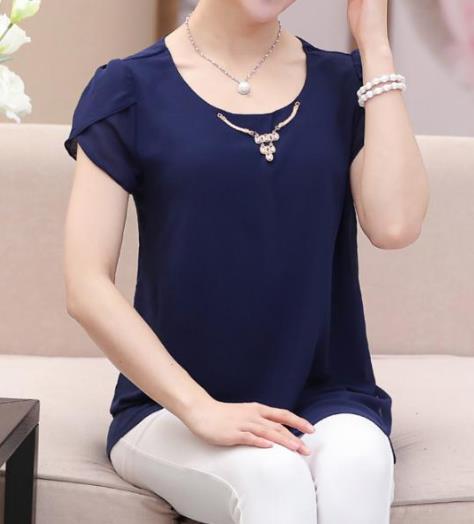 时尚中袖阔腿裤套装搭配：时髦减龄套装推荐（图）