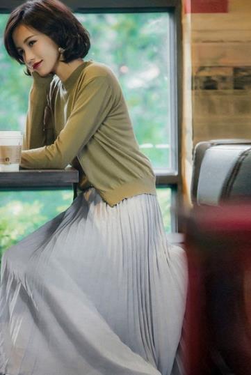 想显瘦穿对鱼尾短裙才是高招：5款鱼尾短裙分享