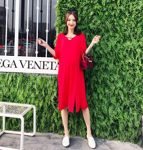 孕期也可以时尚吸睛：个性印花哺乳连衣裙（图）