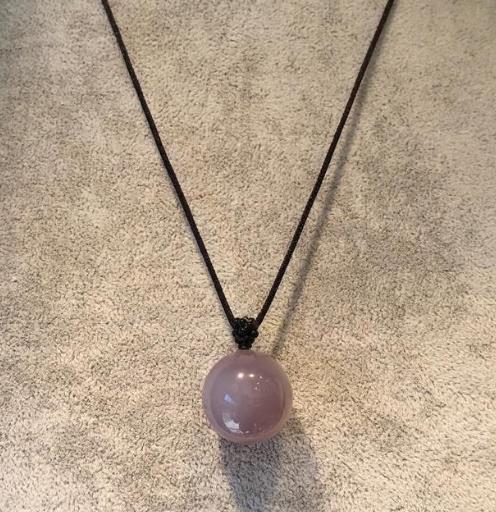 长款四叶草吊坠项链搭配:5款凸显女性温婉美(图) 长款四叶草吊坠项链搭配:5款凸显女性温婉美(图)