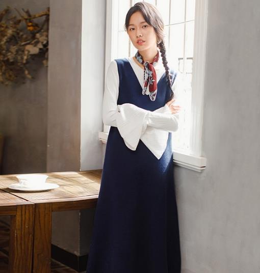 雪纺衫搭配贴花针织无袖裙:打造青春活力(图) 雪纺衫搭配贴花针织无袖裙:打造青春活力(图)