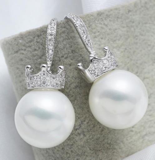 这几款永不过时的珍珠耳饰：彰显女性高贵优雅（图）