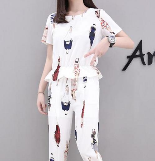 巨显瘦很个性的休闲运动套装：早秋衣橱必备（图）