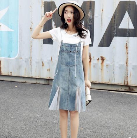 条纹拼接连衣裙2017：女士新款拼接连衣裙推荐