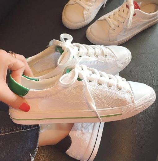 这样的亮片网面休闲鞋：配风衣配牛仔裤都好看(图)