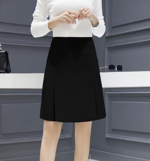 高腰包臀半身裙这样搭配上衣:简洁又时髦(图) 高腰包臀半身裙这样搭配上衣:简洁又时髦(图)