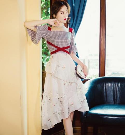 背心裙格子A字连衣裙搭配什么鞋子：性感优雅（图）