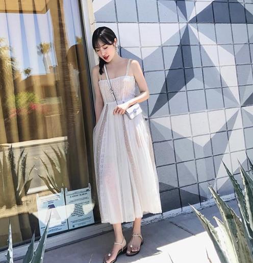 这几款印花雪纺连衣裙简直逆天了:唯美时尚(图) 这几款印花雪纺连衣裙简直逆天了:唯美时尚(图)