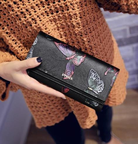 5款经典时尚珍珠鱼皮长款钱包：彰显时尚优雅（图)