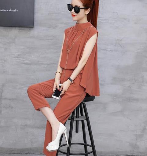 减龄又迷人的高腰连裤子套装：修身显瘦套装推荐