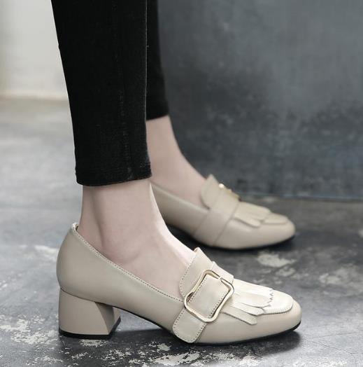 百搭早秋小皮鞋分享：小皮鞋让你美美的过凉秋