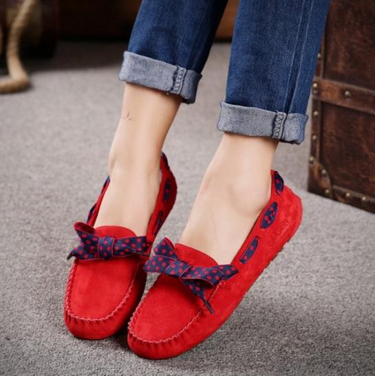 英伦圆头单鞋搭配：耍酷扮靓英伦单鞋首选