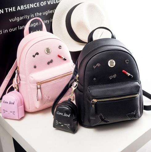 5款撞色可爱迷你双肩包搭配：潮人必备双肩包分享