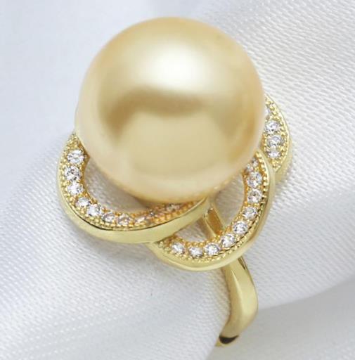 秀气与优雅的4款珍珠戒指:气质十足戒指推荐(图) 秀气与优雅的4款珍珠戒指:气质十足戒指推荐(图)