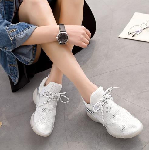 5款几款适合出游的鞋子：简约百搭运动鞋分享（图）