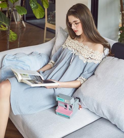 不费力就出彩5款木耳边纯色衬衫搭配:既性感又得体 不费力就出彩5款木耳边纯色衬衫搭配:既性感又得体