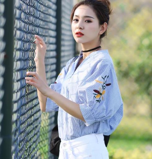 衬衫控的小仙女们看过来：超有范的小性感衬衫（图）