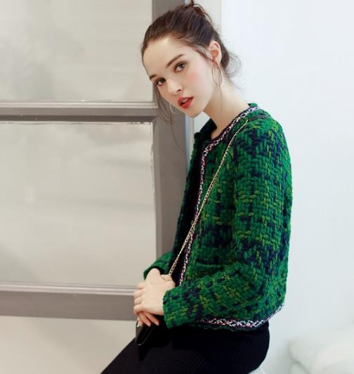 小个子女生穿超短款外套：显高显瘦外套推荐（图）