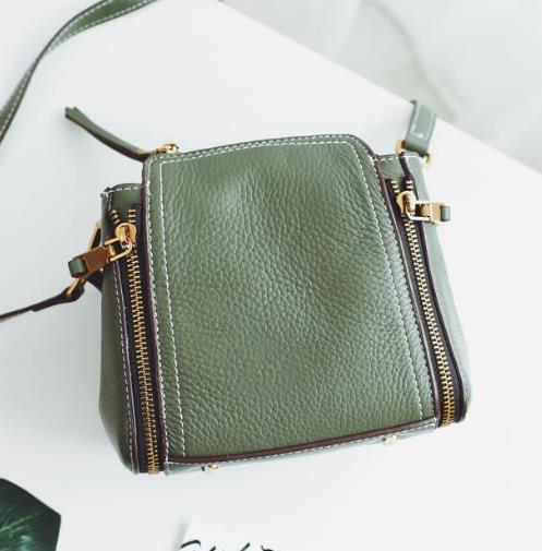 2017夏季新款泳衣裙：遮赘肉显瘦泳衣裙分享（图）