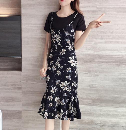 今年流行明星同款背带阔腿裤套装：青春减龄少女心