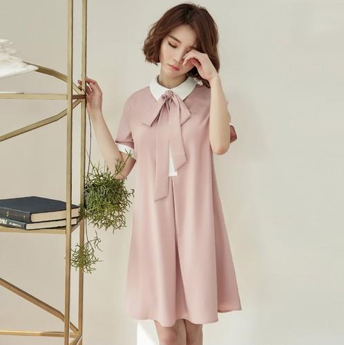 大翻领无袖A字裙搭配：凸显青春俏皮学院风（图)