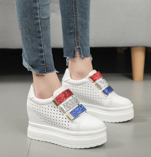 新款透气圆头单鞋内增高搭配：6款单鞋打造大长腿