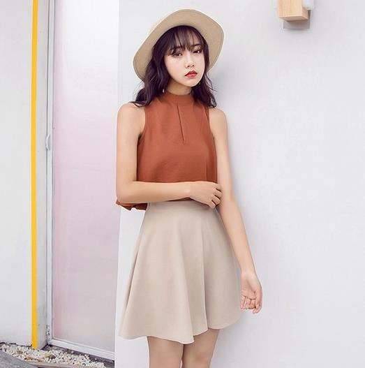 一字领套装推荐：6款展现套装性感魅力（图）