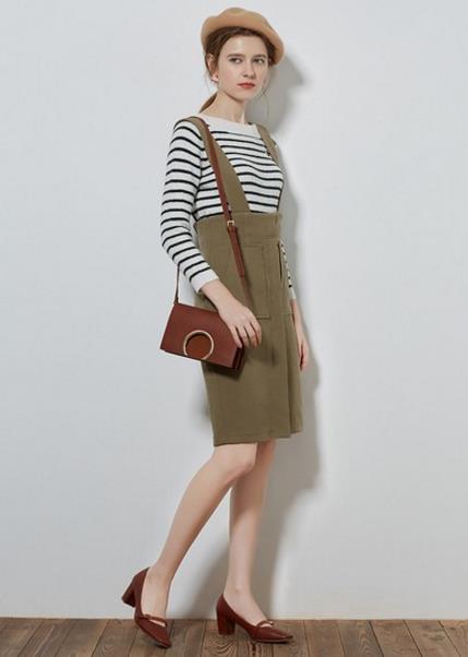 毛呢半身裙搭配什么鞋子:6种穿搭恰到好处 毛呢半身裙搭配什么鞋子:6种穿搭恰到好处