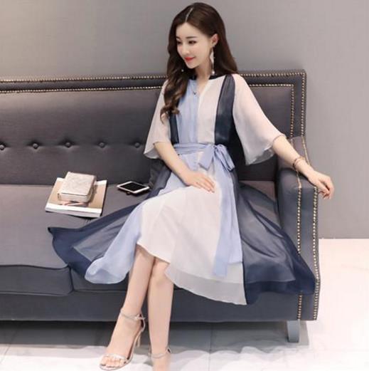 早秋长袖蕾丝连衣裙：打造窈窕曼妙身姿