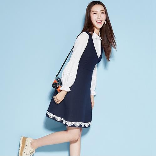 套装的优雅法则:小香风蕾丝两件套搭配分享(图) 套装的优雅法则:小香风蕾丝两件套搭配分享(图)