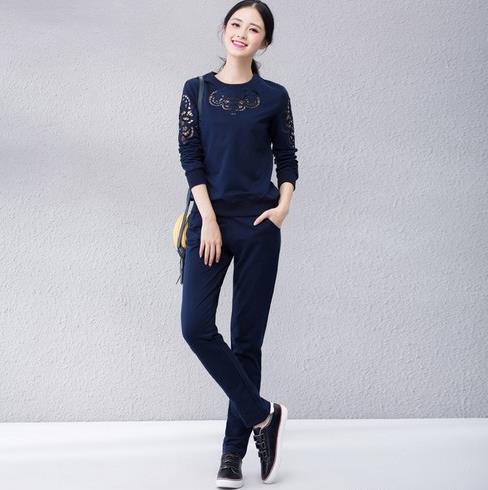 5款青春减龄牛仔背带连衣裙怎么搭配鞋子好看（图）