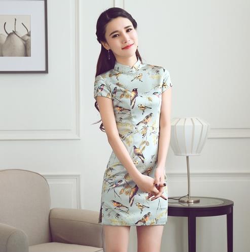 蕾丝鱼尾旗袍裙怎么搭配 :5款旗袍裙玩转复古风(图) 蕾丝鱼尾旗袍裙怎么搭配 :5款旗袍裙玩转复古风(图)