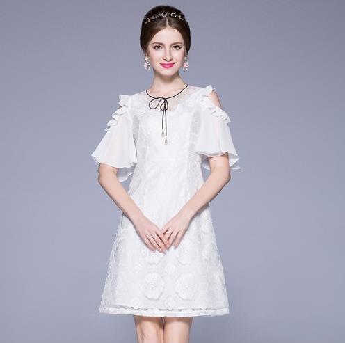 时尚高腰背心裙搭配：高贵甜美背心裙推荐（图）