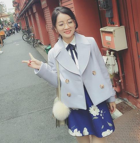 连衣裙怎么搭配外套：减龄毛呢短外套推荐（图）