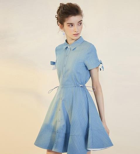 收腰牛仔裙怎么搭配:彰显牛仔裙优雅风范 收腰牛仔裙怎么搭配:彰显牛仔裙优雅风范