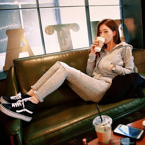 5款印花连帽短裤套装：打造大长腿套装分享（图）