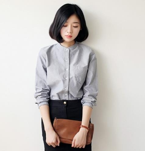 什么外套搭配宽松休闲衬衫才能彰显青春乖巧学院风