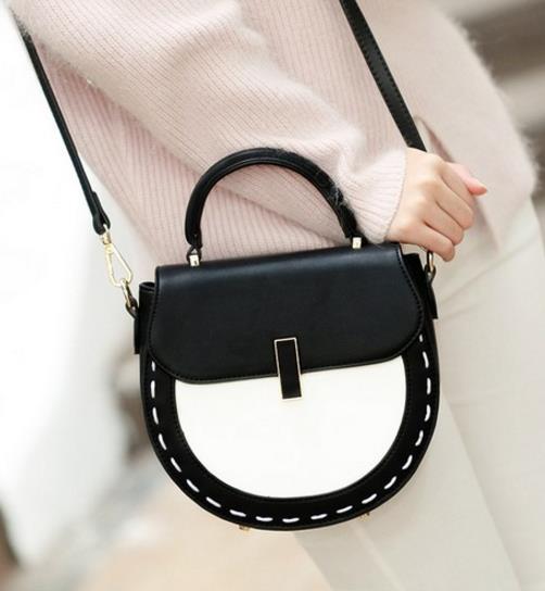 今夏最流行小巧又玲珑流苏铆钉小包搭配推荐（图）