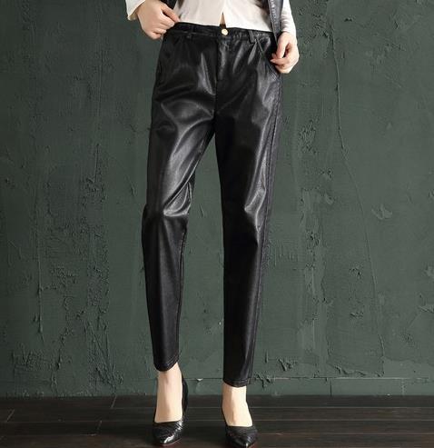 什么上衣搭配PU高腰小脚裤才能彰显大长腿（图）