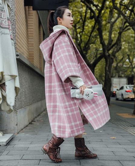 连肩超长毛呢外套搭配：5款外套打造知性名媛范（图）