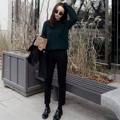 瘦上加瘦一条高腰修身小脚裤就够:时髦小脚裤分享 瘦上加瘦一条高腰修身小脚裤就够:时髦小脚裤分享