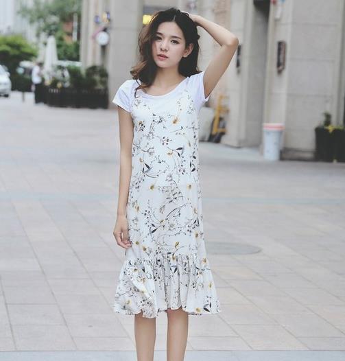 链条包搭配碎花雪纺两件套：5款套装打造时尚甜美范