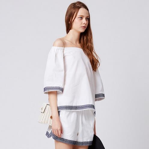 省时省力蕾丝背带裙两件套搭配：性感又时尚（图）