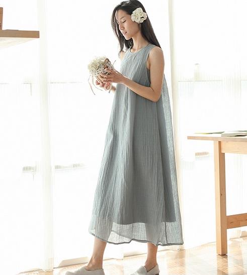 棉麻碎花连衣裙搭配:轻松打造夏日文艺范儿 棉麻碎花连衣裙搭配:轻松打造夏日文艺范儿